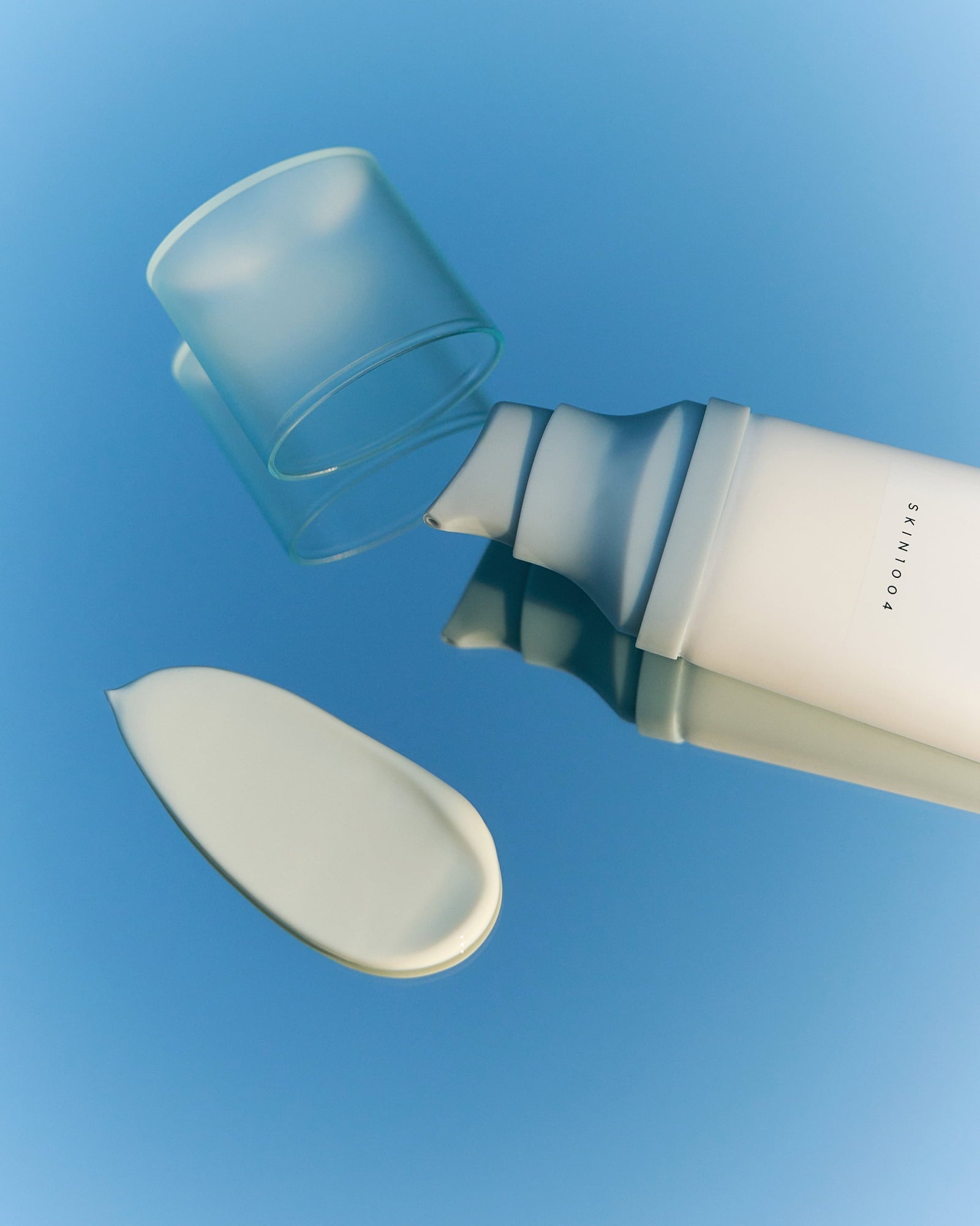 SKIN1004 Madagascar Centella Hyalu-Cica Water-Fit Sun Serum kremas nuo saulės | Korėjietiška kosmetika